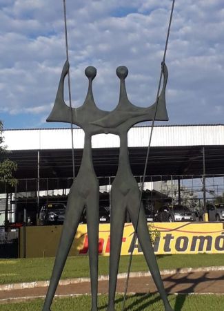 Replica da Escultura os Candangos
